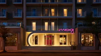 Moxy Patra Marina | Βρήκαμε το πιο instagramικό ξενοδοχείο και είναι στην Πάτρα