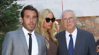 Πραγματοποιήθηκε η κηδεία του Σάββα Θεοδωρίδη στη Μητρόπολη Αθηνών (εικόνες)