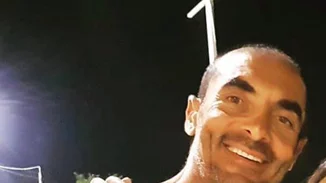 Αλέκος Συσσοβίτης | Σπάνια φωτογραφία με την ολόιδια αδερφή του