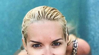 Μαρία Μπεκατώρου | Οι φωτογραφίες με leopar μαγιό από τις διακοπές της