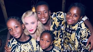 Δεν την άφηνε να έχει αγόρι | Οι παράξενοι κανόνες που έβαλε η Madonna στα παιδιά της