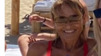 Νέα φωτογραφία της Μάρας Ζαχαρέα με μαγιό