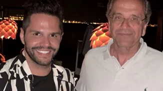 «Δείπνο για δύο» | Ο Γιώργος Τσαλίκης δείπνησε με τον Αντώνη Σαμαρά (pics)