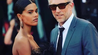 O Vincent Cassel και η Tina Kunakey ήταν το πιο στιλάτο ζευγάρι της PFW