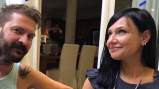 Γενέθλια για την Αθηναΐδα Νέγκα | Η ηλικία της και οι σπάνιες φωτογραφίες με τον σύζυγό της, Γιάννη