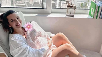 Νικολέττα Ράλλη | Η νέα φωτογραφία αγκαλιά με τη νεογέννητη κόρη της στο σπίτι τους