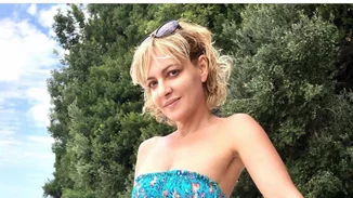 Υρώ Λούπη | Η σπάνια φωτογραφία της με μαγιό και η απίστευτα fit σιλουέτα της