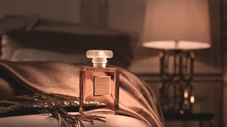 CHANEL | Το νέο άρωμα του οίκου, Coco Mademoiselle L'Eau Privée, είναι εδώ