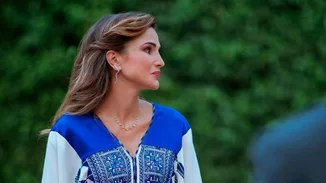 Women we love | Η βασίλισσα Rania παραδίδει μαθήματα στυλ