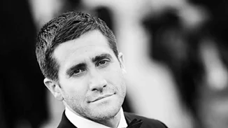 Ο Jake Gyllenhaal θα υποδυθεί σε τηλεοπτική σειρά το μυθομανή συγγραφέα του «The Woman In The Window», Dan Mallory