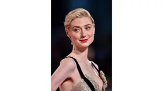 Elizabeth Debicki | Όσα πρέπει να ξέρεις για την ηθοποιό που θα υποδυθεί την Lady D