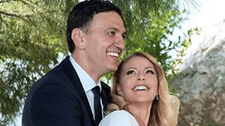 Τζένη Μπαλατσινού - Βασίλης Κικίλιας | Αυτό είναι το φύλο του μωρού που περιμένουν