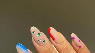 Mismatched | Το πιο φρέσκο nail trend της χρονιάς