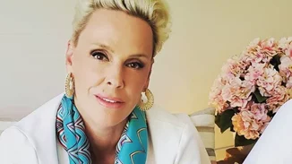 Η 54χρονη Brigitte Nielsen λατρεύει να ντύνεται ασορτί με την 2χρονη κορούλα της, Frida