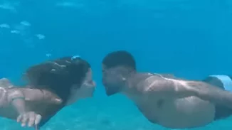 Βάσω Λασκαράκη | Το καλλίγραμμο σώμα της σε υποβρύχια λήψη