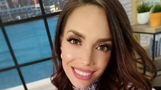 Η Κρυσταλλία αλλάζει το look της λίγο πριν τη γέννα