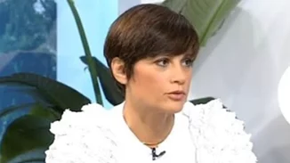 Άννα Μαρία Παπαχαραλάμπους | «Ο θάνατος της μητέρας μου μού υπενθύμισε αυτό: “Ξύπνα, ζήσε τώρα”»