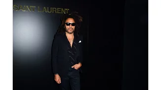 O Lenny Kravitz πιο σέξι από ποτέ στην καμπάνια για το νέο άρωμα YSL