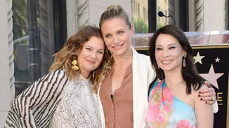 Drew Barrymore, Lucy Liu και Cameron Diaz σε ένα συγκινητικό reunion