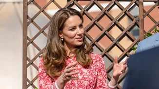 Η Kate Middleton υιοθέτησε μία από τις μεγαλύτερες τάσεις της σεζόν στην πιο πρόσφατη virtual εμφάνισή της