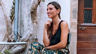 Η Αθηνά Οικονομάκου φόρεσε το πιο κομψό φθινοπωρινό παντελόνι που κολακεύει όλους τους σωματότυπους