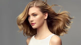 Τη νέα σεζόν θα απαλλαγείς από το φριζάρισμα και θα έχεις τα πιο απαλά μαλλιά. Είναι στόχος!