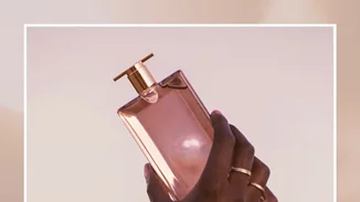 Αναζητούμε τα πιο τέλεια φθινοπωρινά αρώματα: Το νέο Idôle l'intense είναι εδώ.