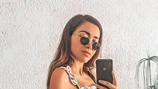 Όλγα Φαρμάκη | Η πρώτη ολόσωμη φωτογραφία μετά την ανακοίνωση της εγκυμοσύνης και η φουσκωμένη κοιλίτσα