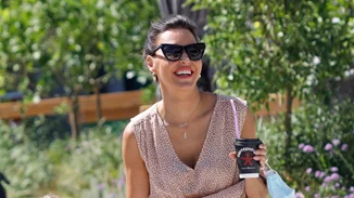 Σίσσυ Φειδά | Η βόλτα με την 4χρονη κόρη κόρη της, Διώνη, και το κομψό outfit που επέλεξε