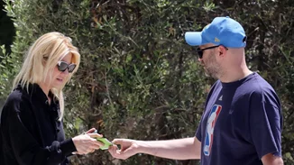 Σκορδά - Ηλιόπουλος | Οι έντονες φήμες χωρισμού που κάνουν τον γύρο του διαδικτύου και οι ξεχωριστές διακοπές