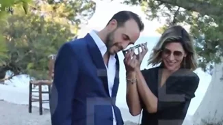 Πάνος Μουζουράκης - Τζίνα Βαρελά | Ο γάμος και το ταξίδι στις Σπέτσες