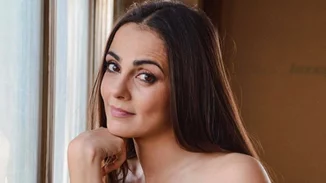 Πιο ξανθιά από ποτέ η Αγγελική Δαλιάνη | Η αλλαγή στα μαλλιά της