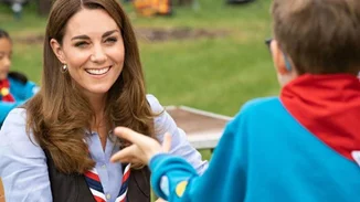 Kate Middleton | Με skinny τζιν και μπότες πεζοπορίας στη νέα της εμφάνιση