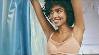 Πώς θα φορέσεις με στιλ τα καρό μετά τα 50