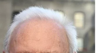 Anthony Hopkins | Έβγαλε άρωμα για καλό σκοπό