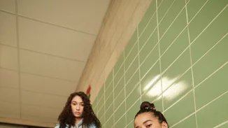 Κλασικά με ένα twist αυτά τα sneakers αξίζουν την προσοχή σου