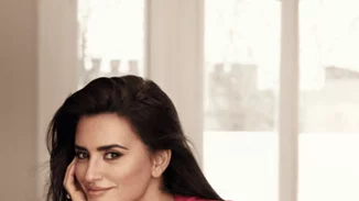 Η Penelope Cruz πρωταγωνιστεί στη φθινοπωρινή καμπάνια της Carpisa