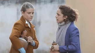 Άγριες Μέλισσες | Ο "πρώην" της Ασημίνας μπαίνει να πολιορκήσει τη Δρόσω