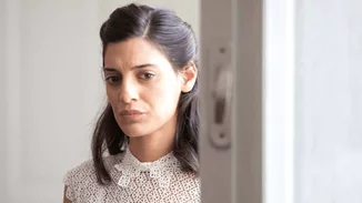 Άγριες Μέλισσες - spoiler | Η Θεοδοσία πέφτει νεκρή από πυρά