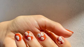 Έκλεισες ραντεβού για νύχια; Μην πας πριν δεις αυτά τα super trendy φθινοπωρινά μανικιούρ