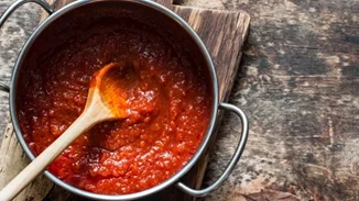 Πολίτικη σάλτσα ντομάτας