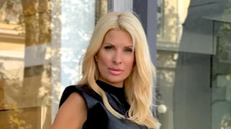 Η Ελένη Μενεγάκη συνδύασε δύο από τις μεγαλύτερες τάσεις της χρονιάς σε ένα outfit