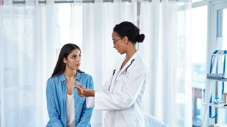 Γιατί όλο και περισσότερες υγιείς γυναίκες αποφασίζουν να καταψύξουν τα ωάριά τους;