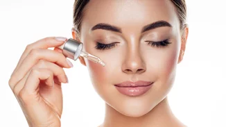 Face oils | Γιατί πρέπει να τα εντάξεις στην καθημερινή ρουτίνα περιποίησής σου