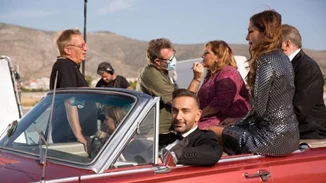 J2US | Αυτά είναι τα ζευγάρια του νέου κύκλου