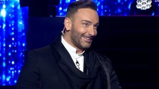 J2US | Αναβάλλεται το τρίτο live - Η ανακοίνωση του Νίκου Κοκλώνη