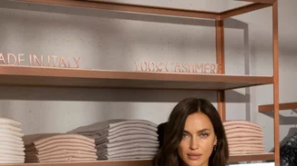 Η Irina Shayk με Falconeri πουλόβερ