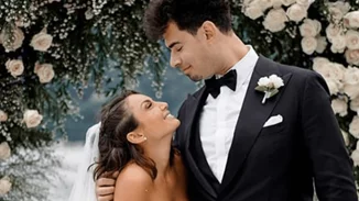 Η πάμπλουτη κληρονόμος των Lamborghini παντρεύτηκε στη Λίμνη Κόμο (pics)