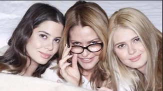 Αλεξάνδρα Κωστοπούλου | Οι ευχές στην εγκυμονούσα Τζένη Μπαλατσινού για τα γενέθλιά της