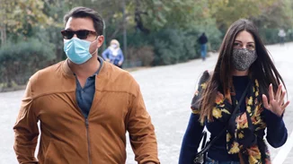 Φλορίντα Πετρουτσέλι | Έξοδος με τον σύζυγό της, Άρη Γούτο, με casual outfit